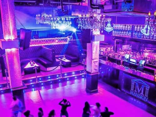 Mansion Liverpool – VIP booths, club classics and dancing for hens